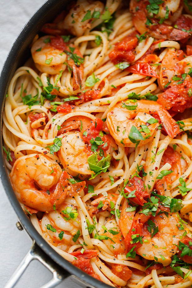 Mediterranean Garlic Shrimp Pasta